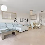 Bright Indoor And Outdoor Pool And Sauna *