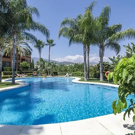 Lejlighed Bright Indoor And Outdoor Pool And Sauna Estepona