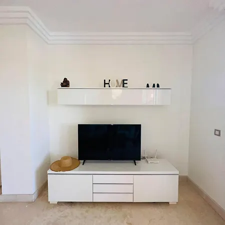 Appartamento Bright Indoor And Outdoor Pool And Sauna Estepona