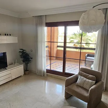 Bright Indoor And Outdoor Pool And Sauna Lejlighed Estepona