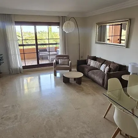 Lejlighed Bright Indoor And Outdoor Pool And Sauna *