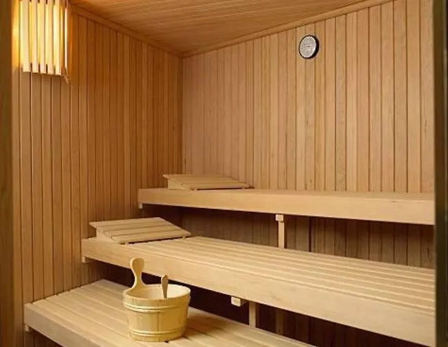 Bright Indoor And Outdoor Pool And Sauna Apartamento Estepona