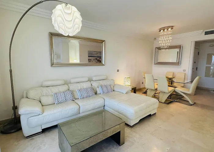 Appartamento Bright Indoor And Outdoor Pool And Sauna *