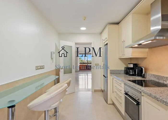 Bright Indoor And Outdoor Pool And Sauna * Estepona