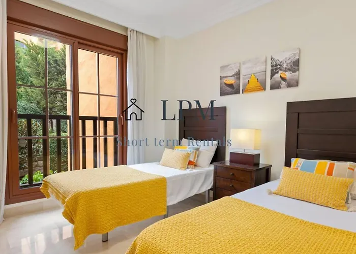 Bright Indoor And Outdoor Pool And Sauna * Estepona