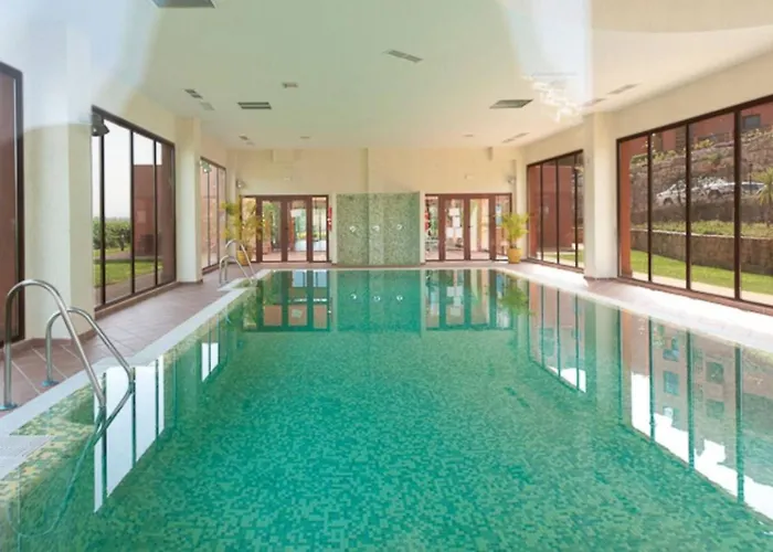 Appartamento Bright Indoor And Outdoor Pool And Sauna