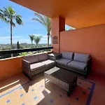 Bright Indoor And Outdoor Pool And Sauna Apartamento Estepona